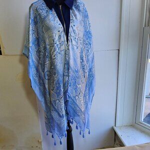 Women's navy shirt & light blue patterned wrap